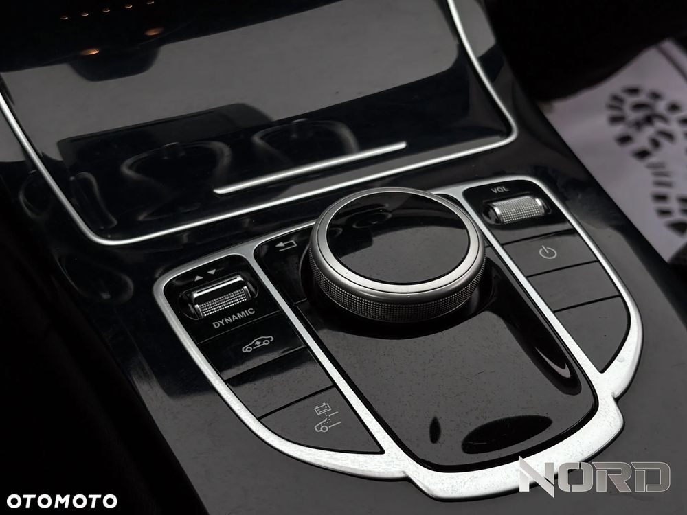 Mercedes-Benz Klasa C 350 e 7G-TRONIC Edition - 33