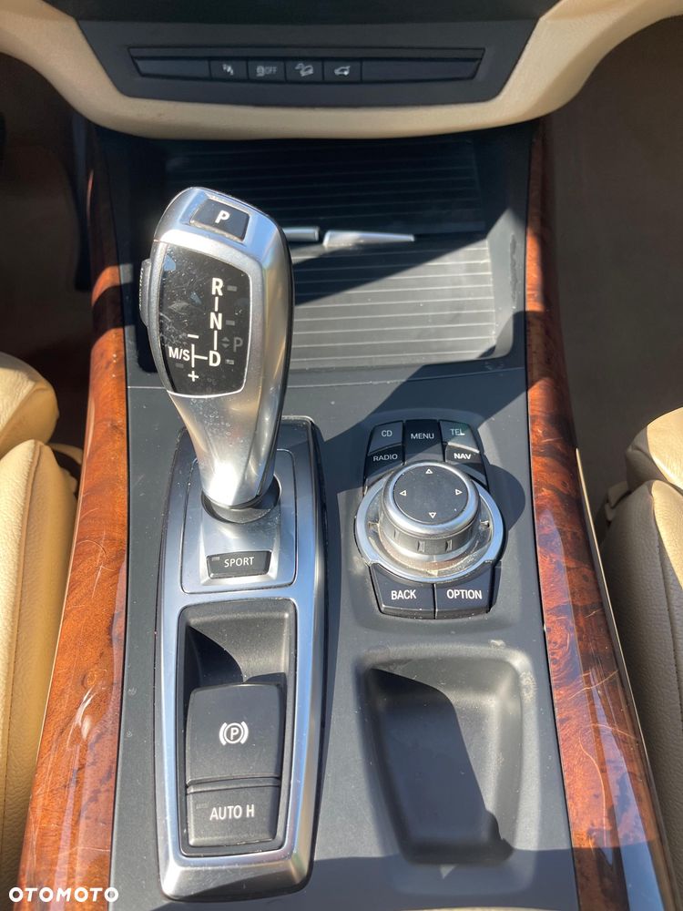 BMW X5 - 6