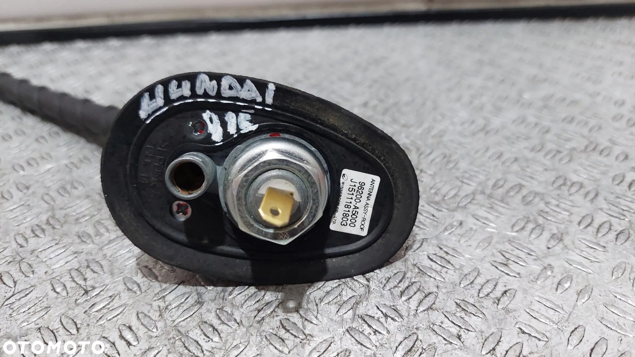 Antena dachowa Hyundai i 30 2016 kombi nr 96200A5000 - 2