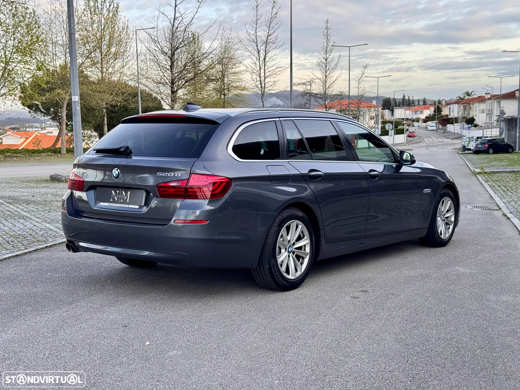 BMW 520 d Auto - 11