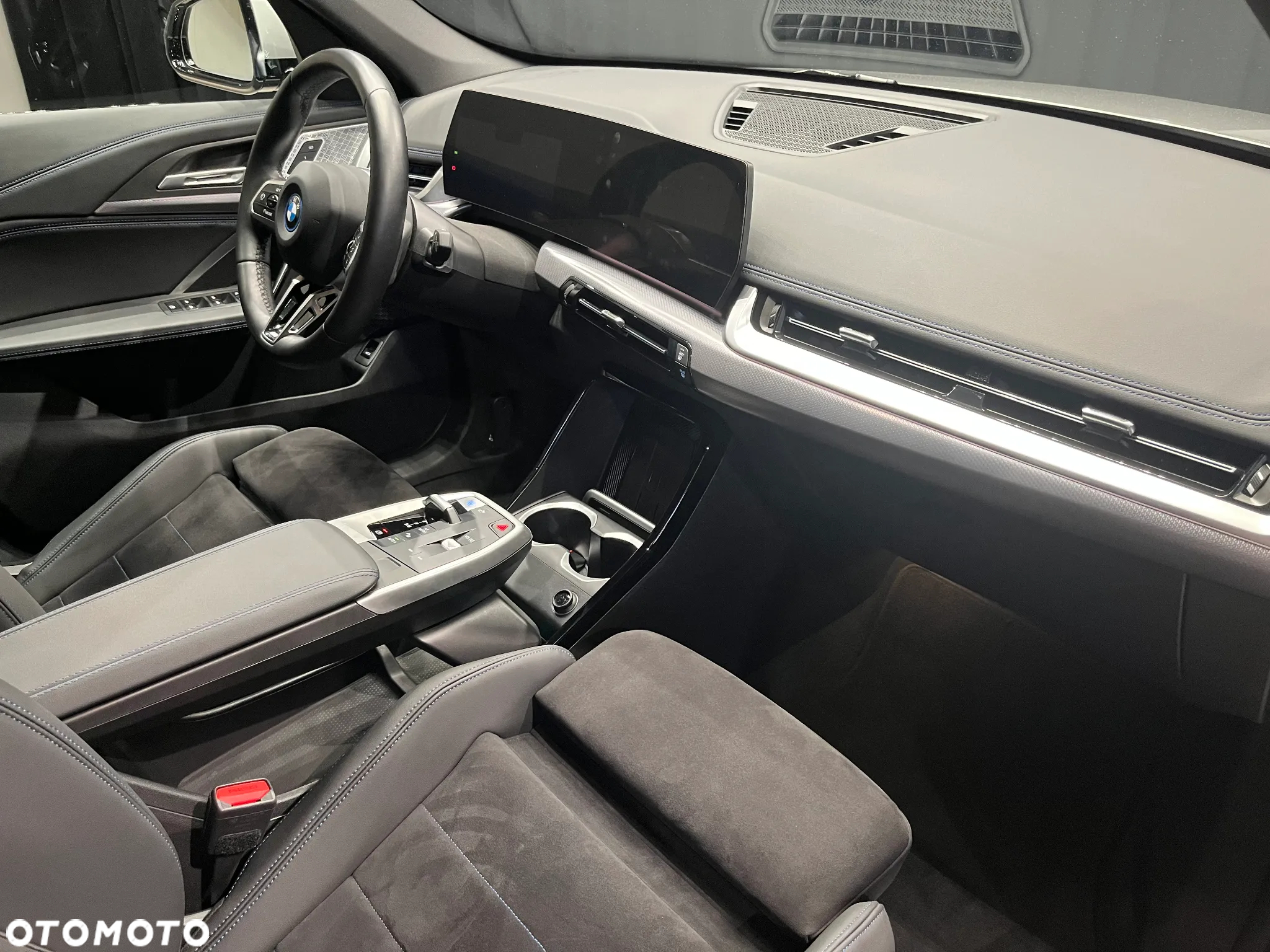 BMW iX1 xDrive30 66.5kWh - 11