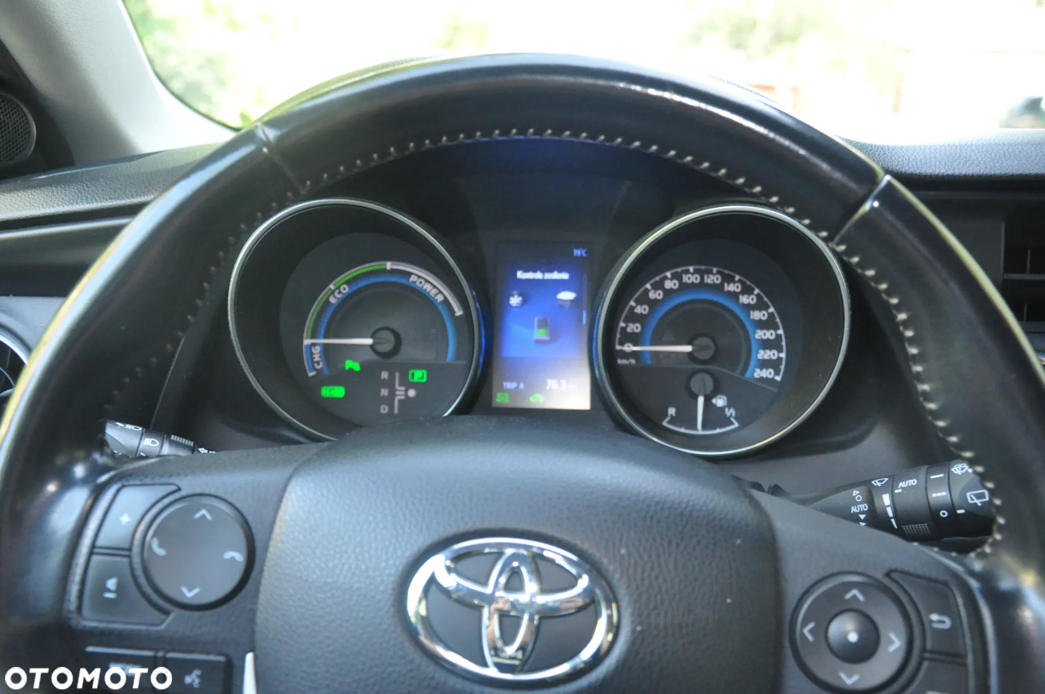 Toyota Auris - 14