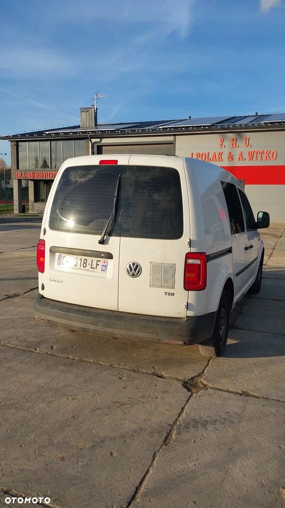 Volkswagen Caddy - 10