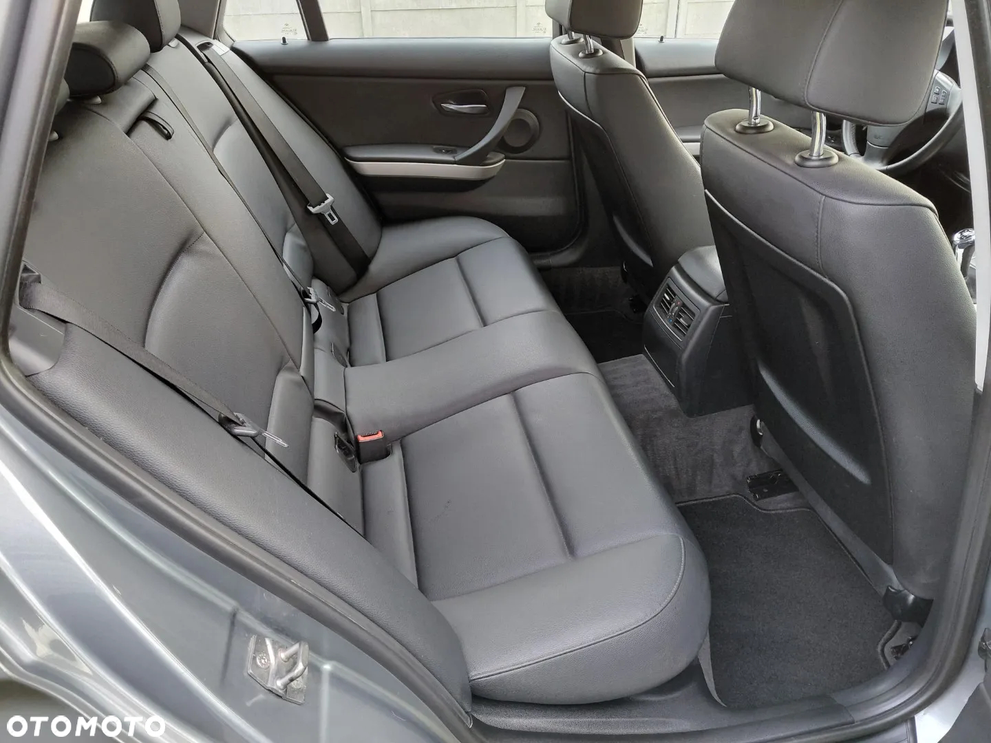 BMW Seria 3 316d - 15
