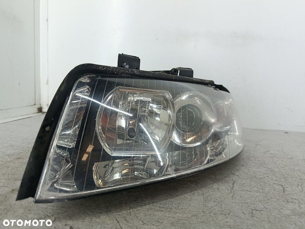 LAMPA PRZÓD LEWA XENON AUDI A4 B6 8E0941003S  8E0990007S - 8