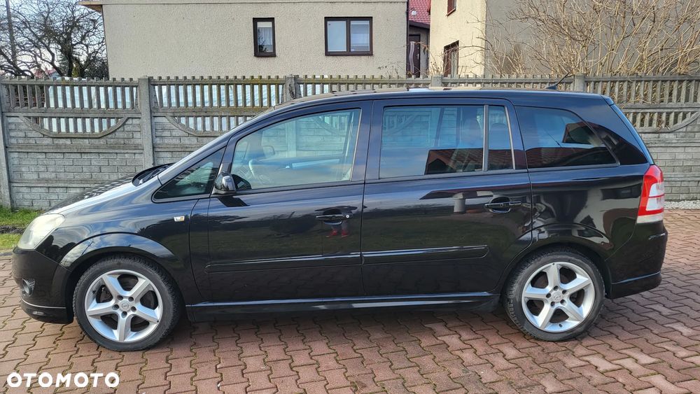 Opel Zafira - 4