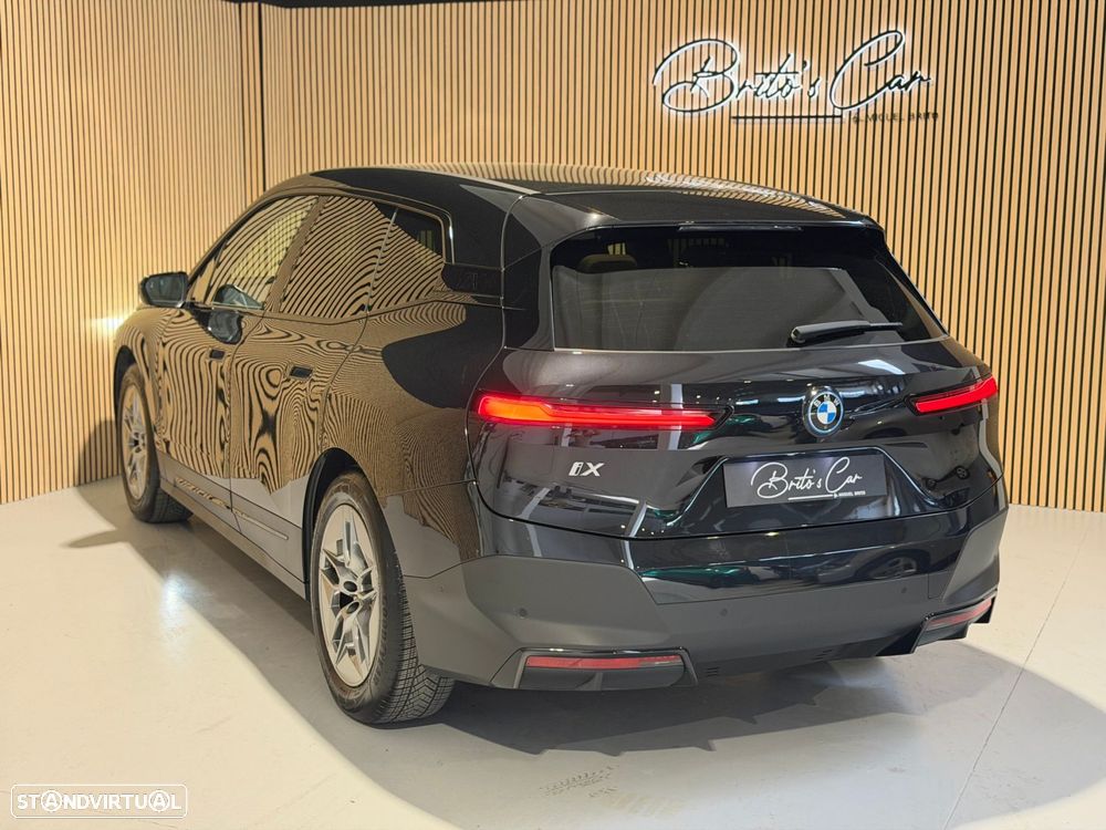 BMW iX xDrive40 - 4