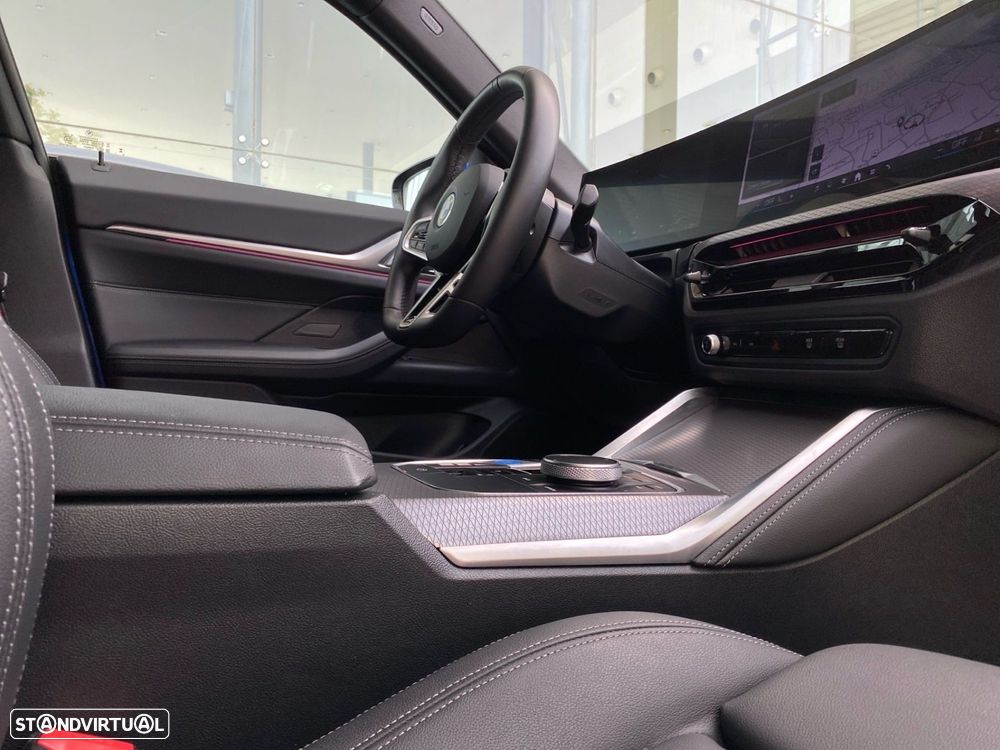 BMW i4 eDrive35 Pack Desportivo M Pro - 13