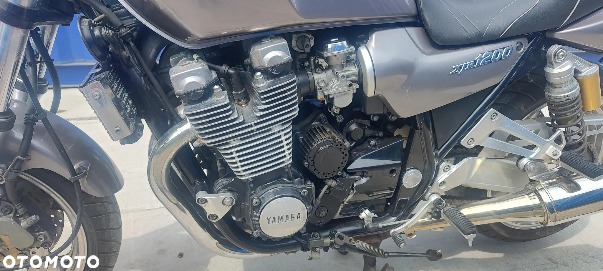 Yamaha XJR - 2