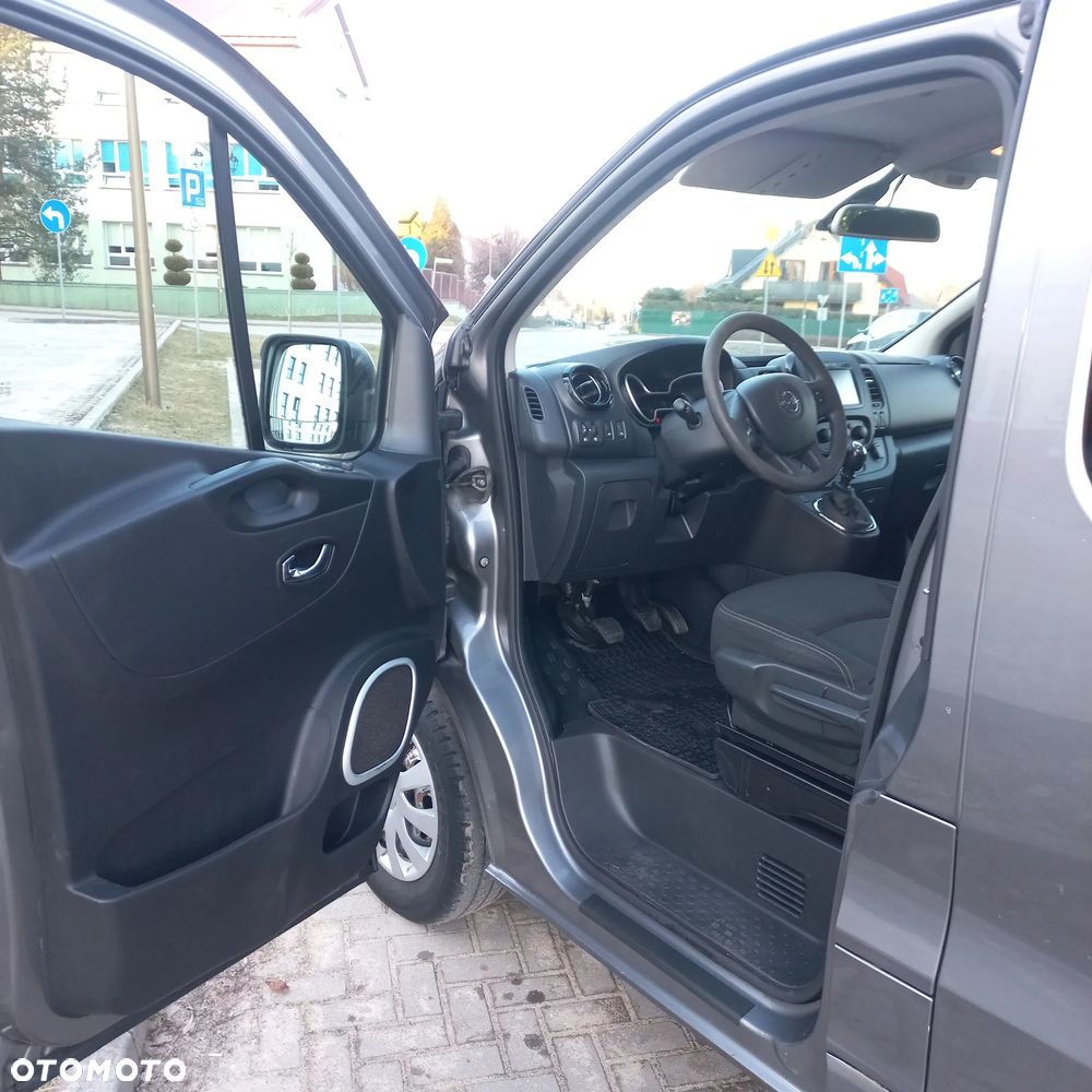 Opel Vivaro L2H1 2,9t Elegance Business - 6