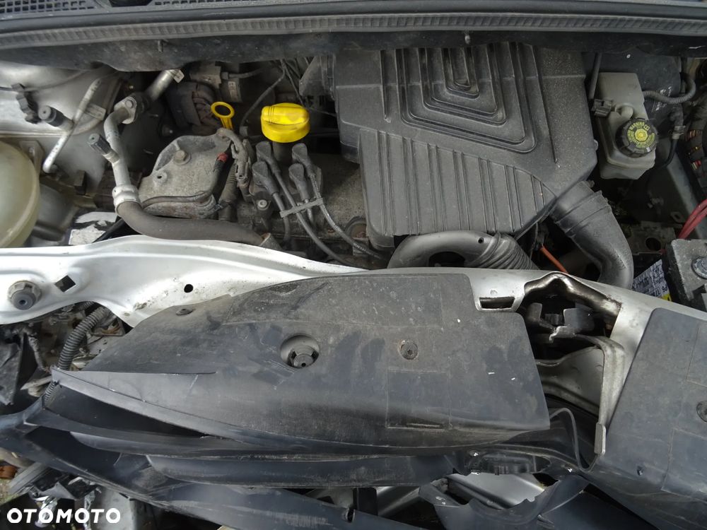 DACIA DOKKER LISTWA PAS TYLNY USZCZELKA DRZWI ZESTAW NAPRAWCZY  INNE CZESCI WARTO PYTAC - 18