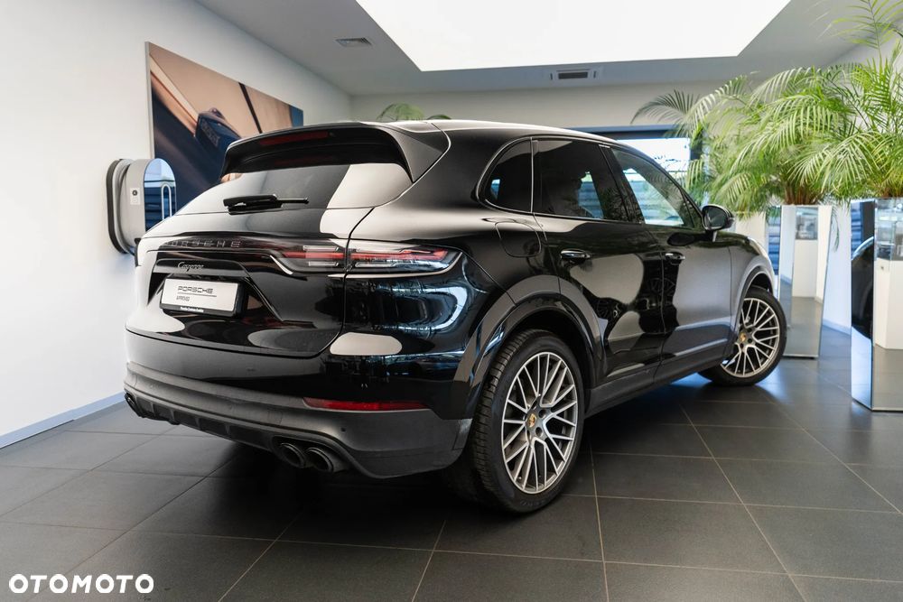Porsche Cayenne Platinum Edition - 3