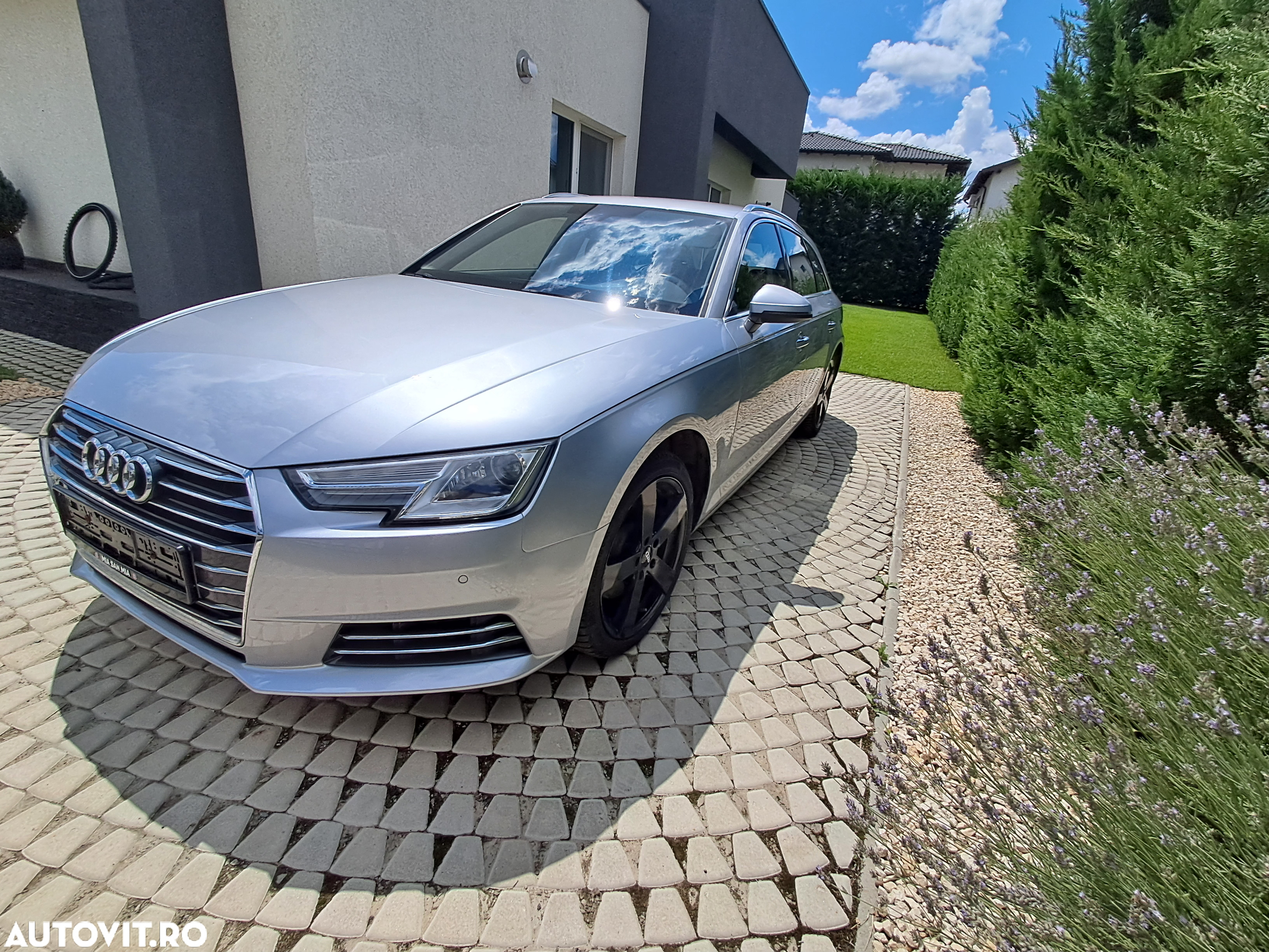 Audi A4 Avant 2.0 TDI ultra - 2