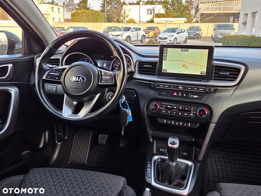 Kia Ceed 1.4 T-GDI OPF Platinum Edition - 12