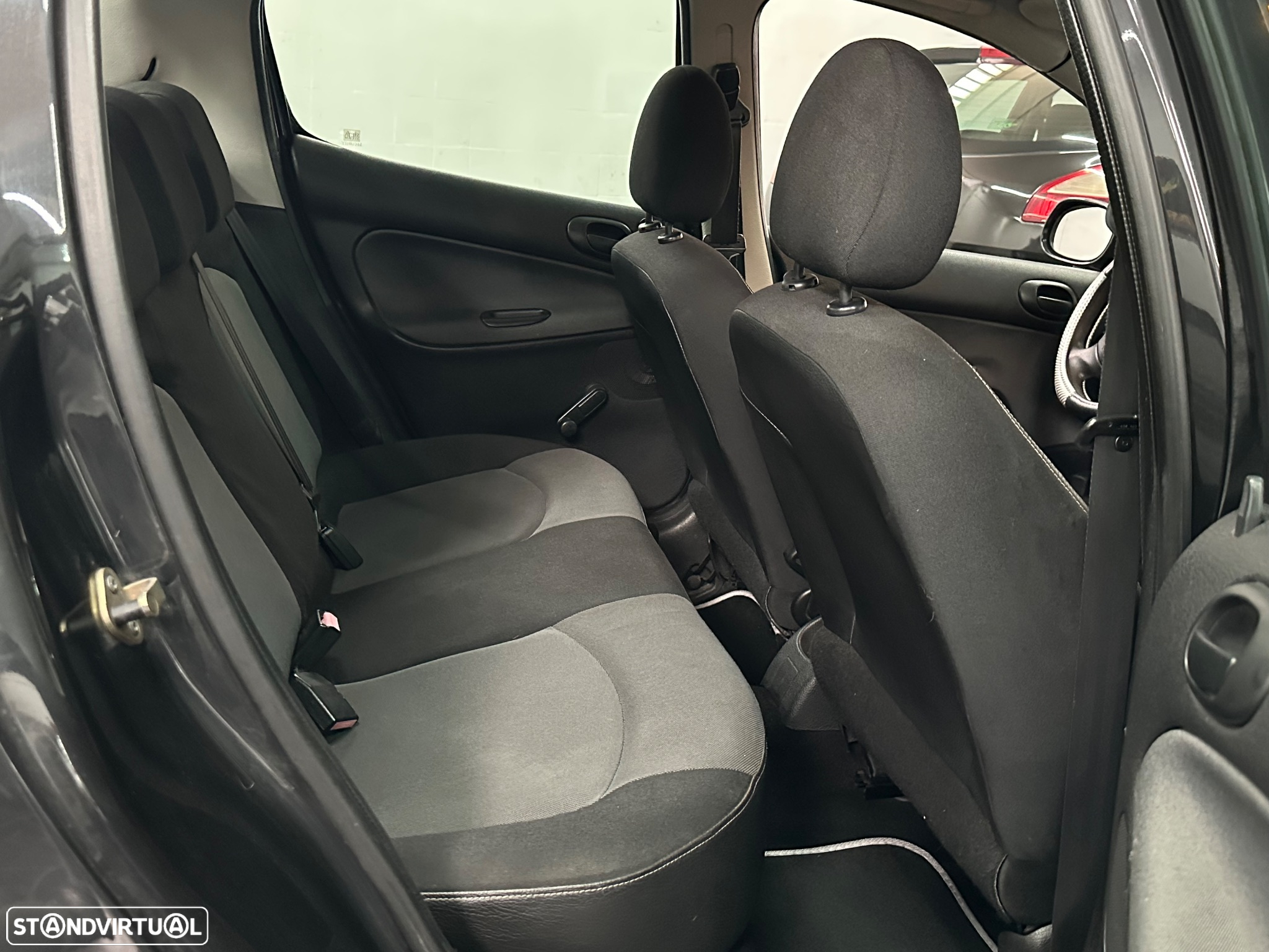 Peugeot 206 1.1 Black & Silver II - 6