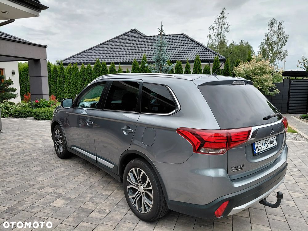 Mitsubishi Outlander 2.0 Instyle SDA 4WD CVT - 10