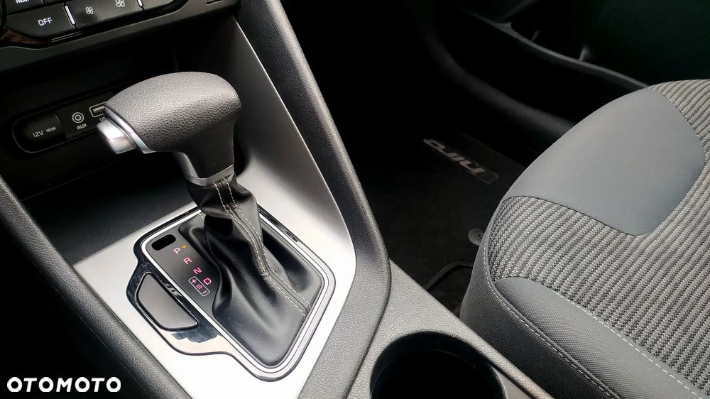 Kia Niro 1.6 GDI 2WD Spirit - 36
