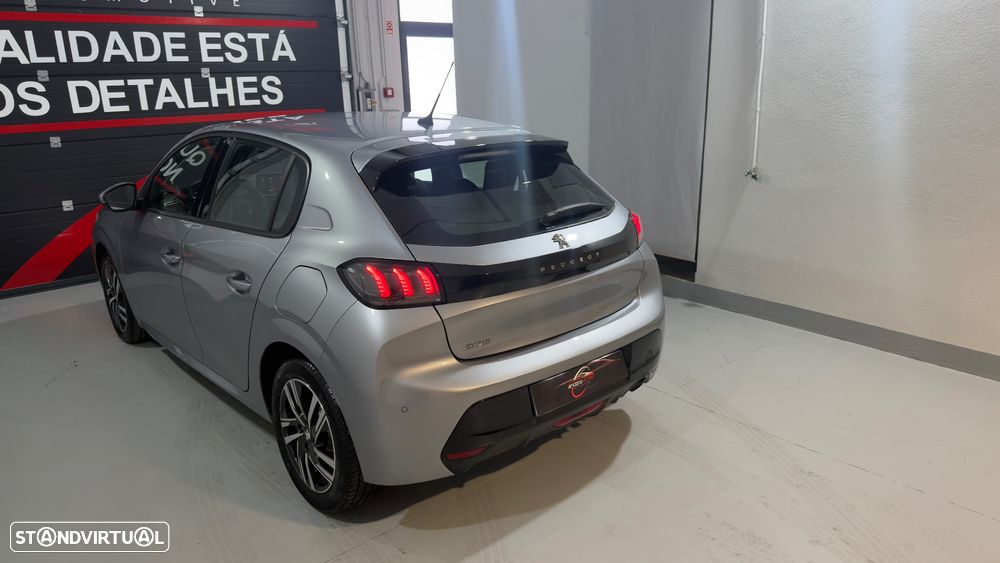 Peugeot 208 PureTech 100 Allure - 9