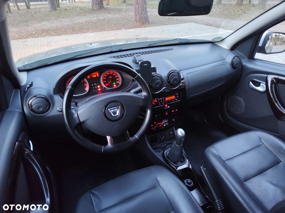 Dacia Duster SCe 115 4x2 Prestige - 30