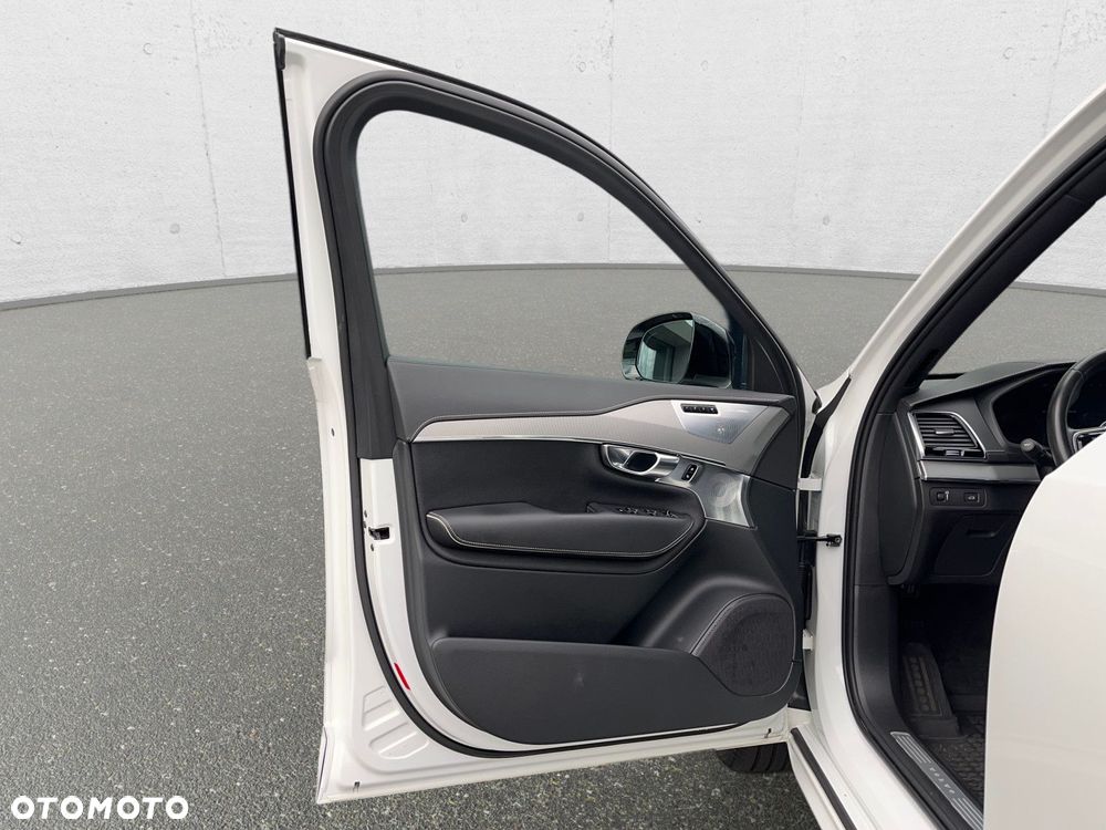 Volvo XC 90 - 15