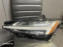 Volvo V60II, S60III lampa lewa przód mid led - 1