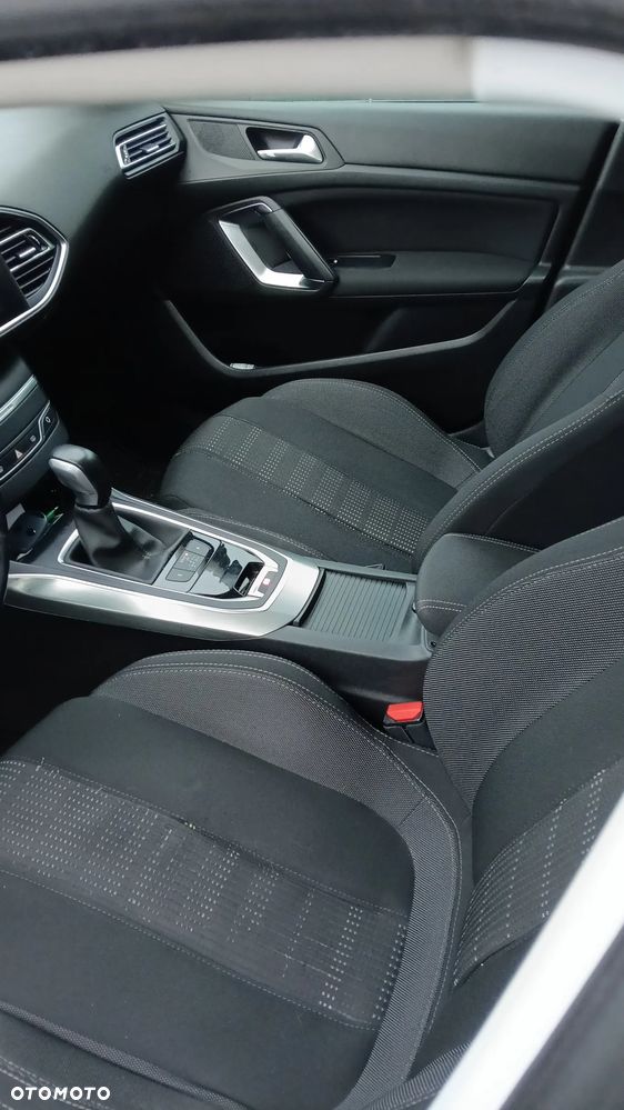 Peugeot 308 - 5