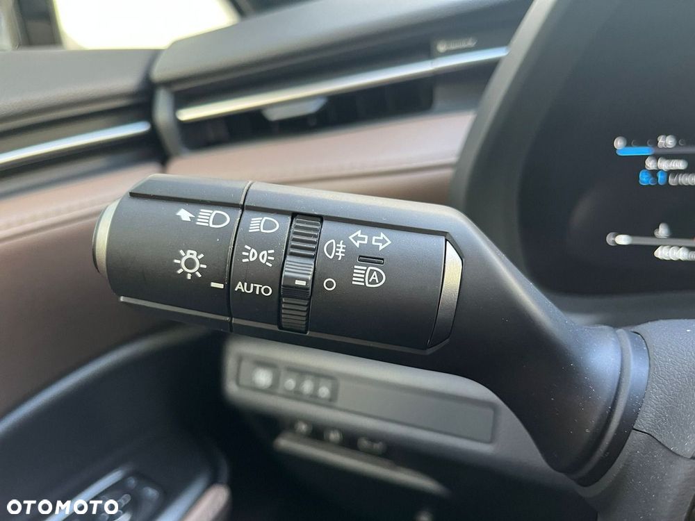 Lexus LBX 1.5 Hybrid Elegant - 27