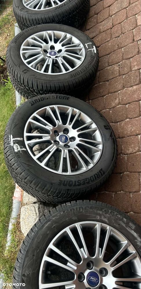Ford Kuga 1.5 EcoBoost 4WD Titanium Plus - 9