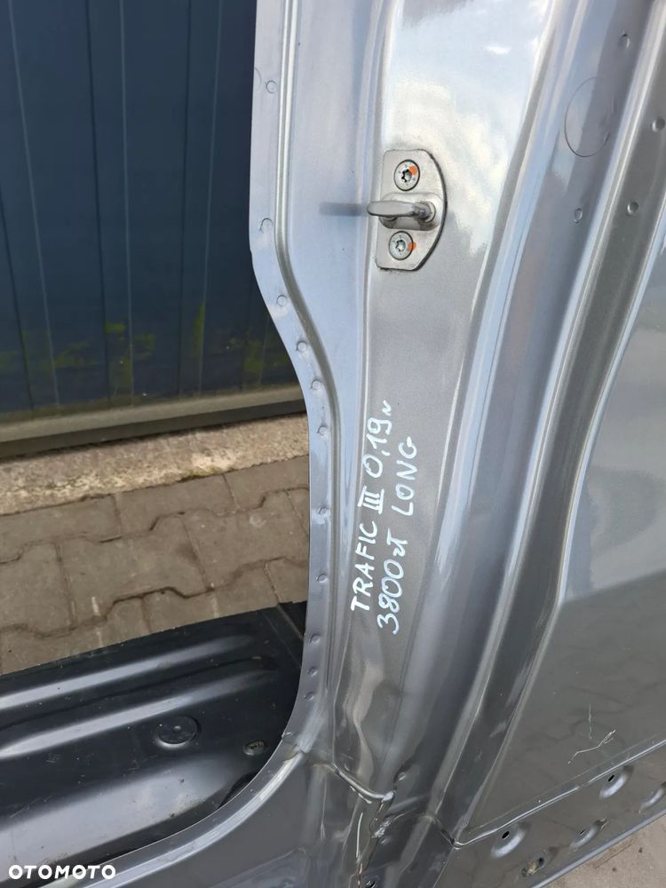 Ćwiartka błotnik lewy bok Renault Trafic III 2019 rok long - 3