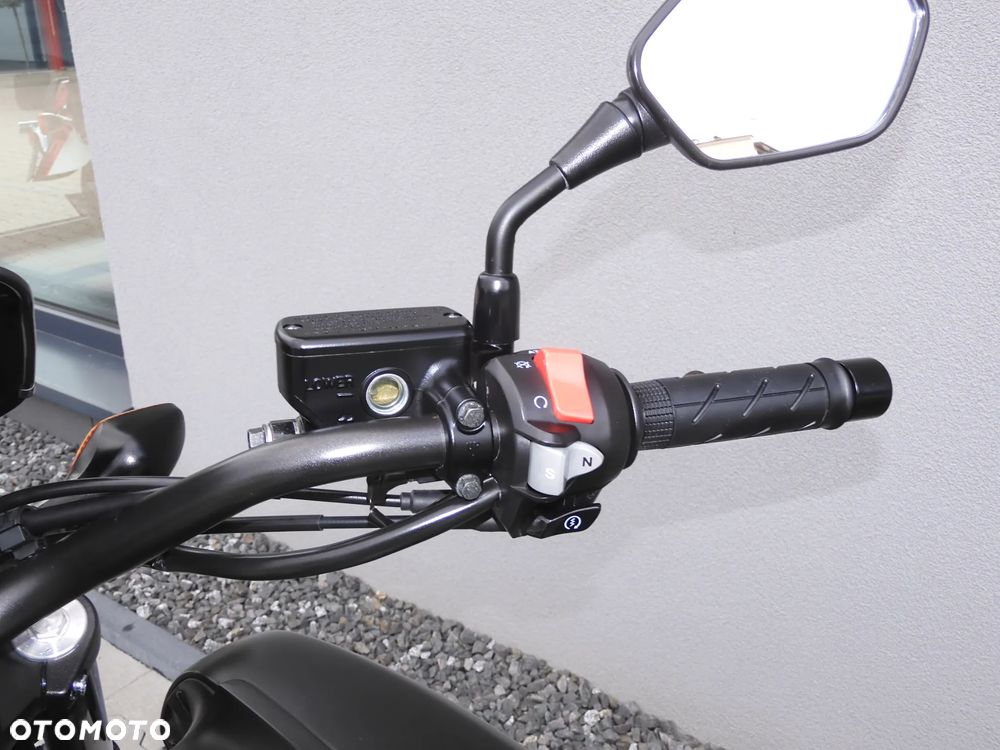 Honda CTX - 35