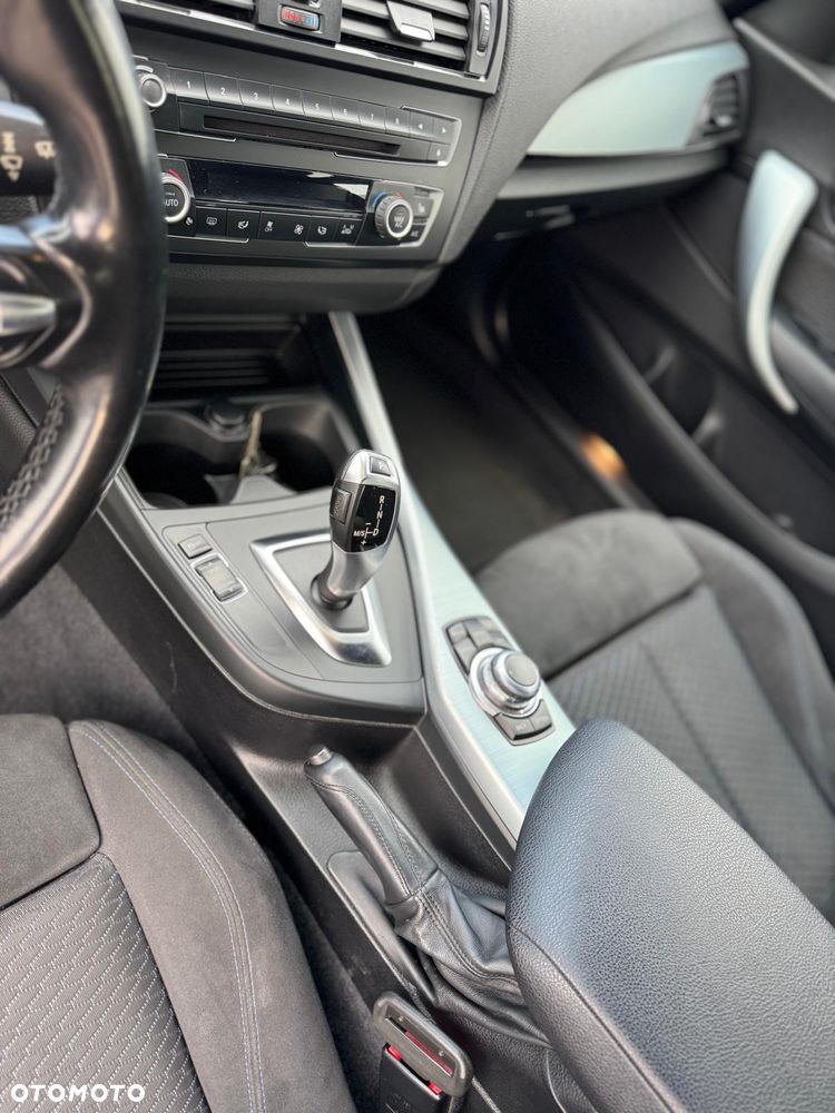 BMW Seria 2 218d M Sport - 9