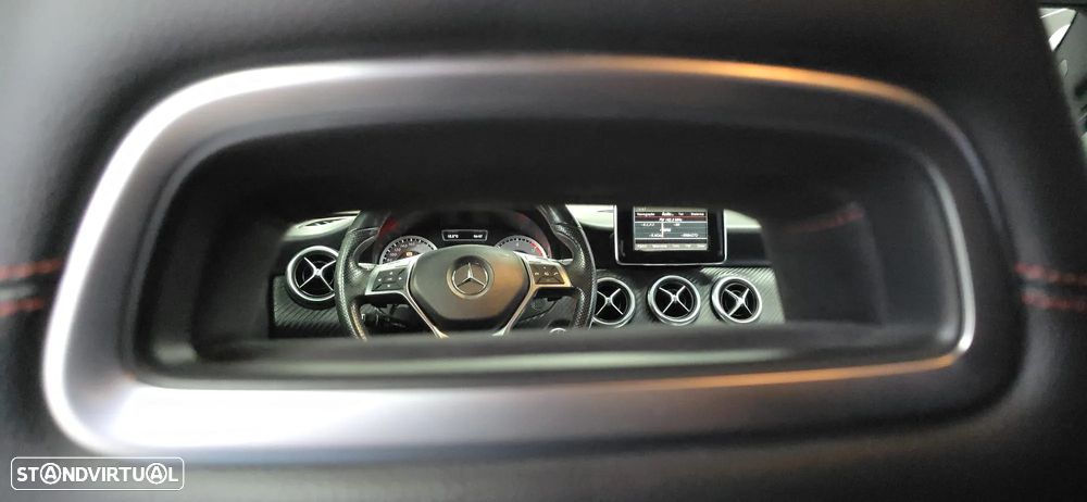 Mercedes-Benz A 180 CDI 7G-DCT AMG Line - 17