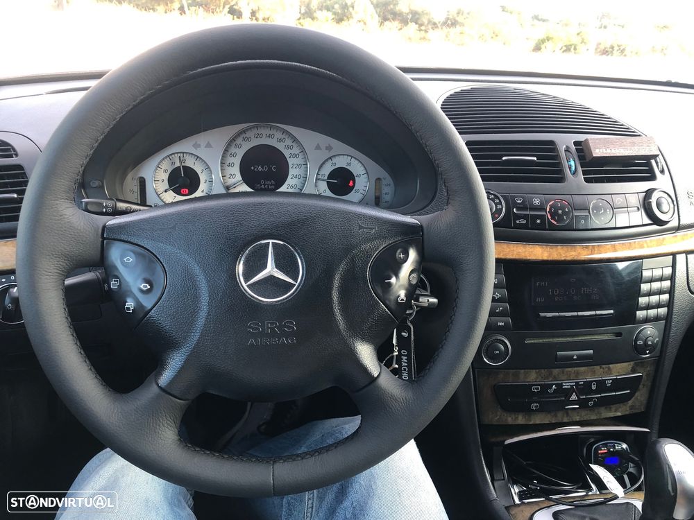Mercedes-Benz E 220 CDi Avantgarde - 2