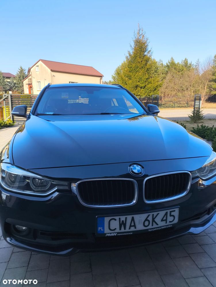 BMW Seria 3 320i - 10