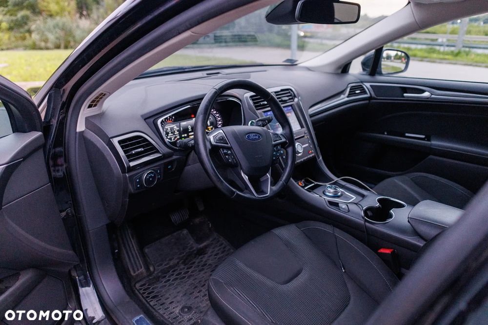 Ford Mondeo 2.0 EcoBlue Titanium - 11
