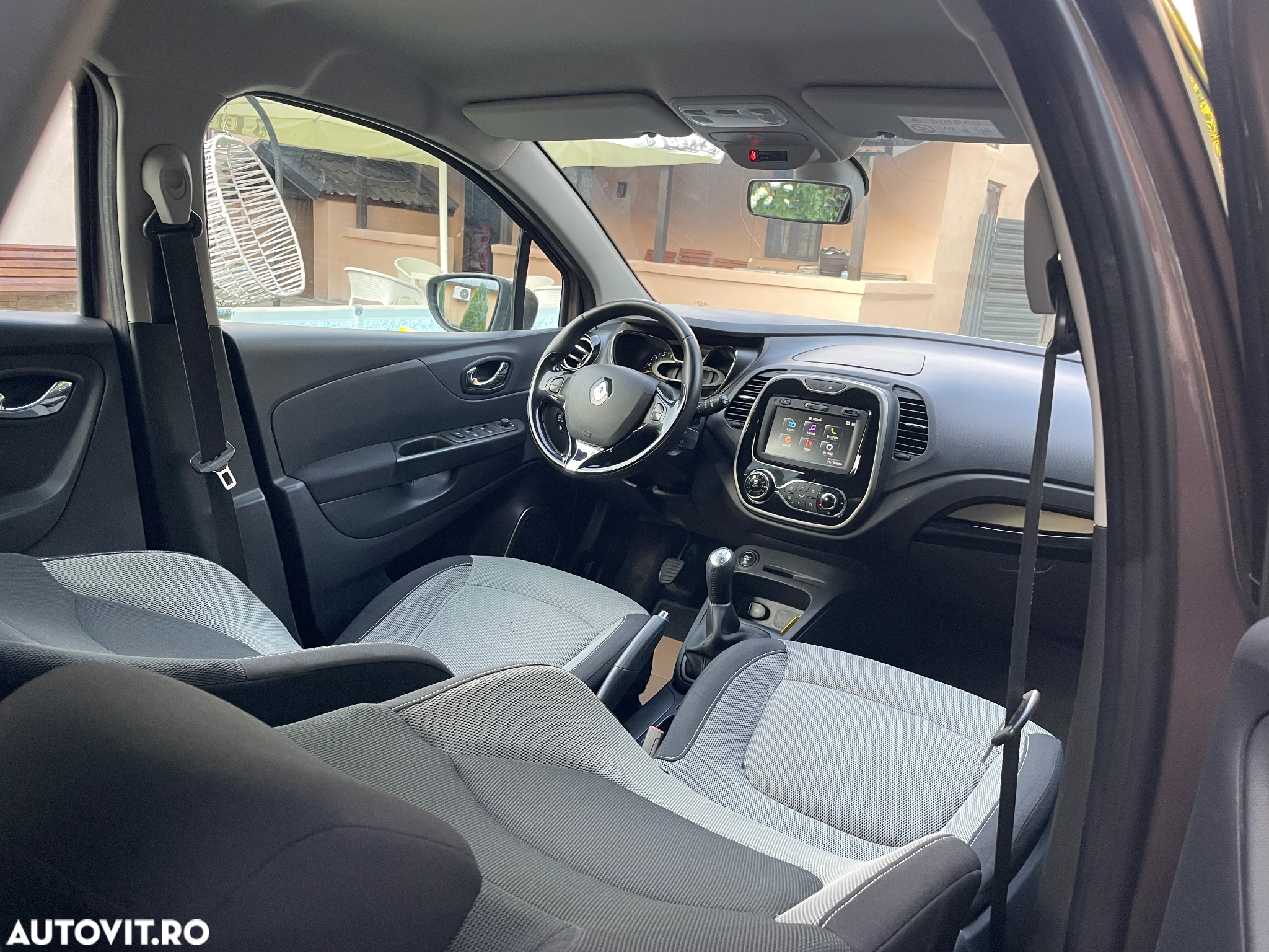 Renault Captur - 15