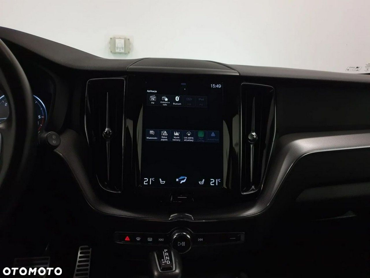Volvo XC 60 D4 R-Design - 17