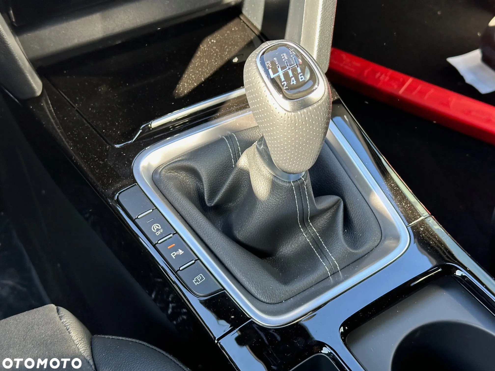 Kia ProCeed 1.5 T-GDI GT Line - 25