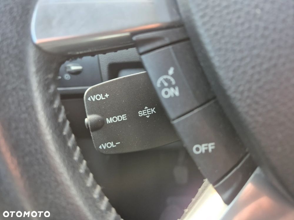 Ford Kuga - 9