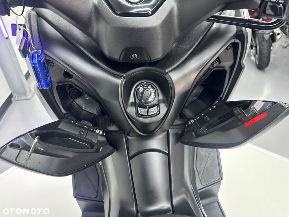 Yamaha X-max - 26