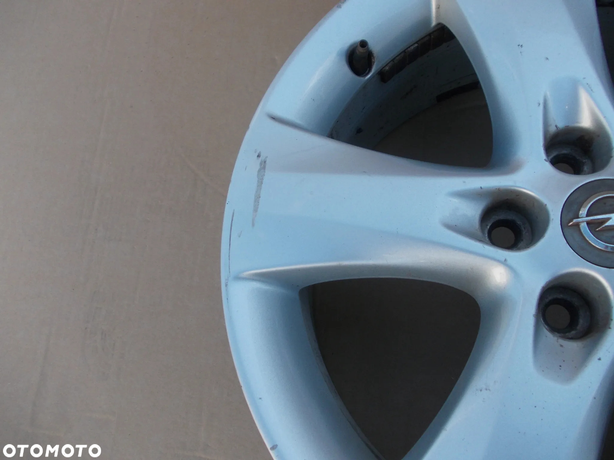 Felgi aluminiowa Opel Astra J Mokka 8J R17 Et 42 - 7