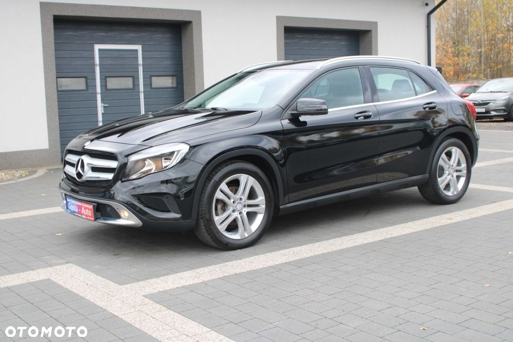 Mercedes-Benz GLA - 3