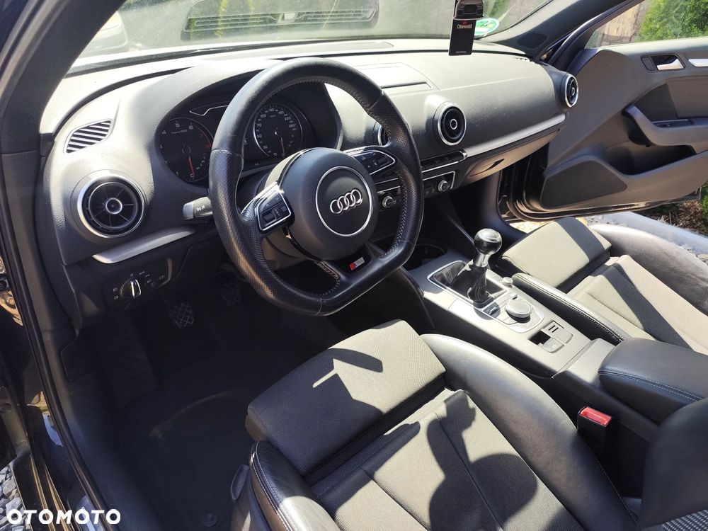 Audi A3 Sportback 1.8 TFSI Ambiente - 9