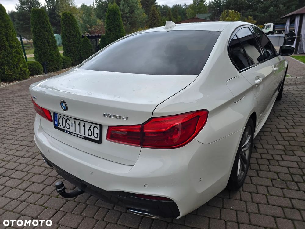 BMW Seria 5 520d xDrive M Sport sport - 4