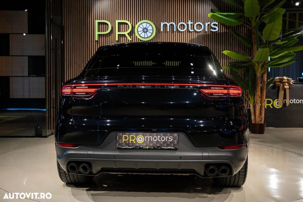 Porsche Cayenne Coupe - 17