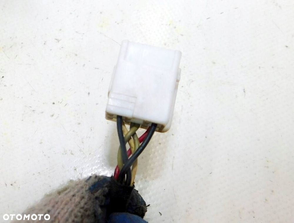 TOYOTA COROLLA TS E12 05r 5D 1.8 192KM LUSTERKO PRAWE 6 PIN - 4