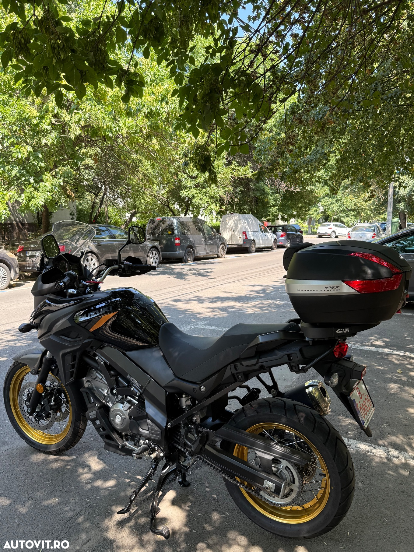 Suzuki DL 650XT V-Strom - 4