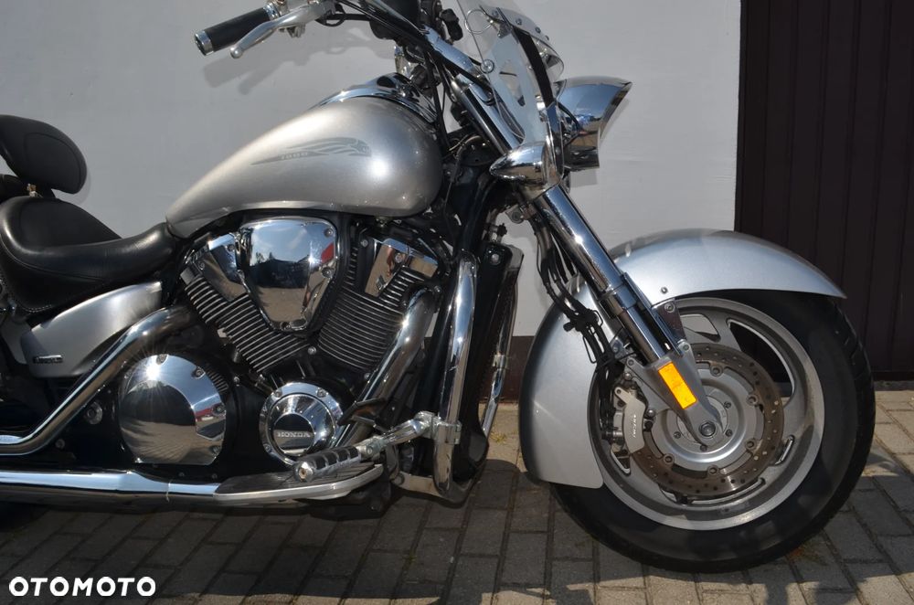 Honda VTX - 13