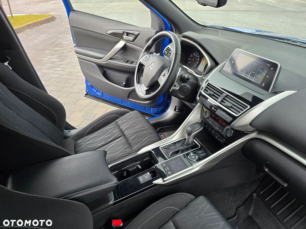 Mitsubishi Eclipse Cross 1.5 T-MIVEC CVT 4WD Spirit+ - 22