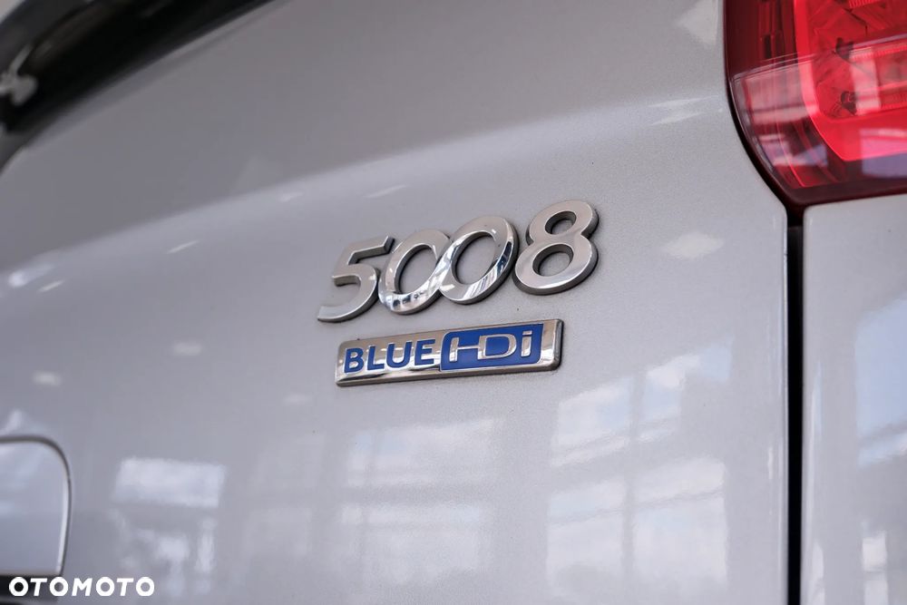 Peugeot 5008 - 10
